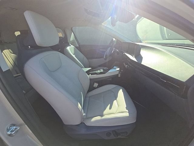 Certified Used 2024 Glacier Kia Wind image 8