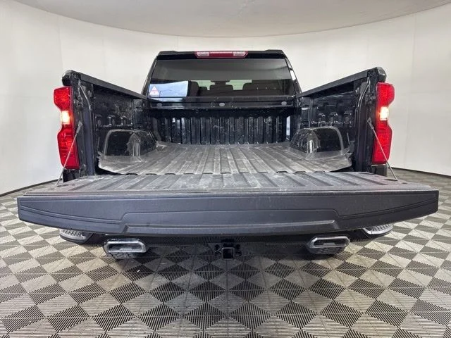 Used 2025 Black Chevrolet Custom Trail Boss image 20