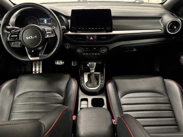 Used 2023 White Kia GT image 13