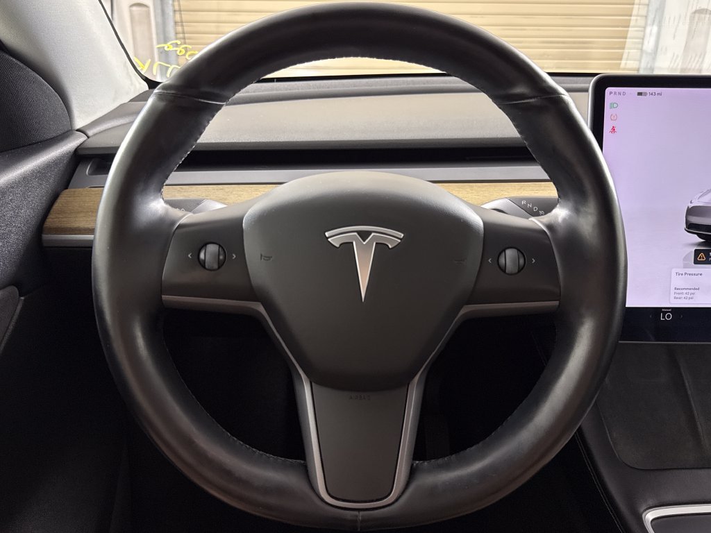 2022 Tesla Model Y Long Range - Photo 13