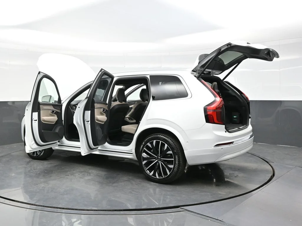 New 2026 Crystal White Volvo Plus image 45