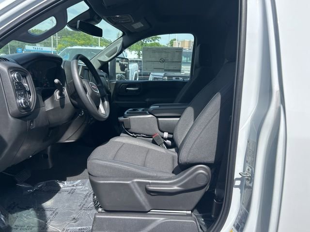 2025 GMC Sierra 2500HD Pro - Photo 10