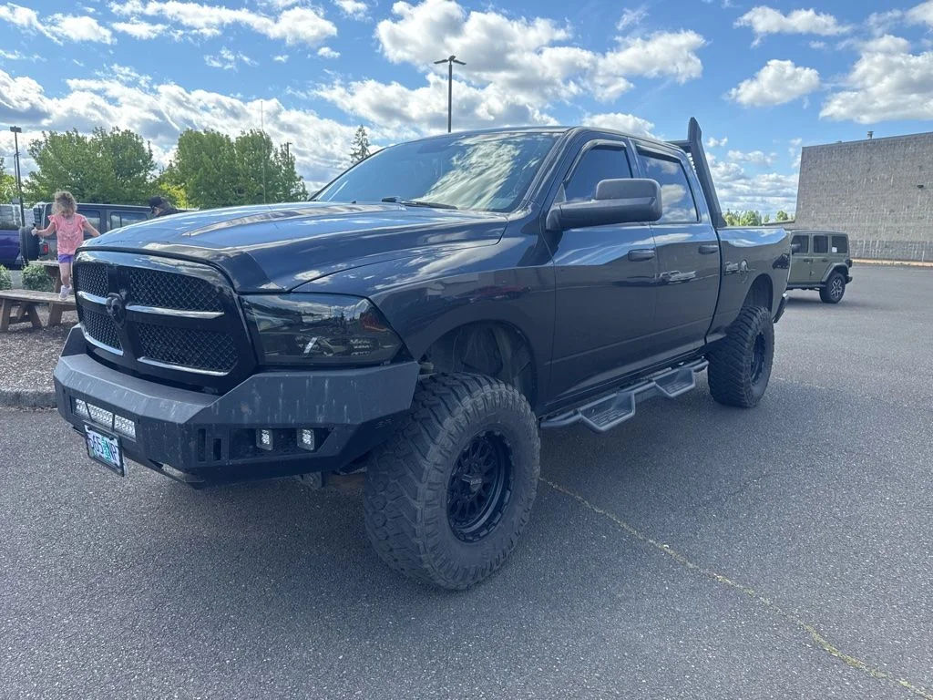 2014 RAM 1500 ST Crew Cab 4x4 149"wb's photo