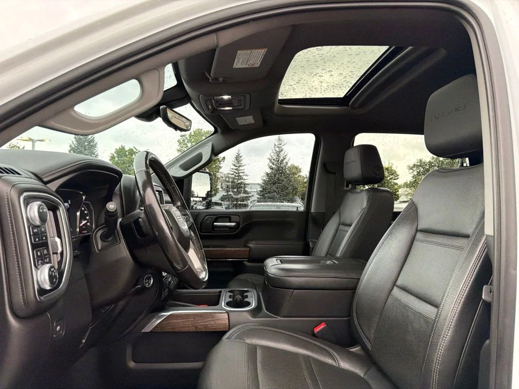 Used 2020 White GMC Denali image 11