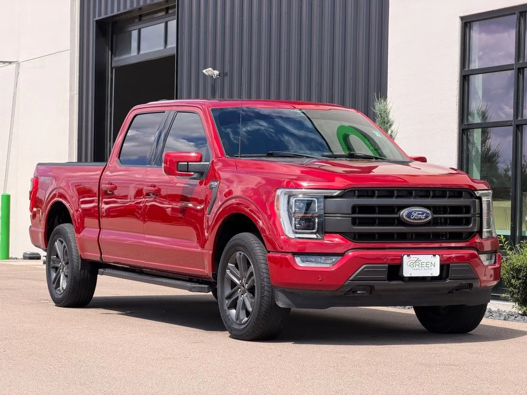 Used 2023 Red Ford Lariat image 4