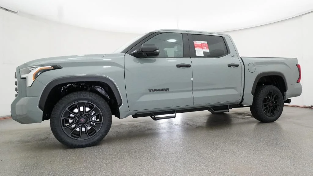 New 2026 Lunar Rock Toyota SR5 image 4