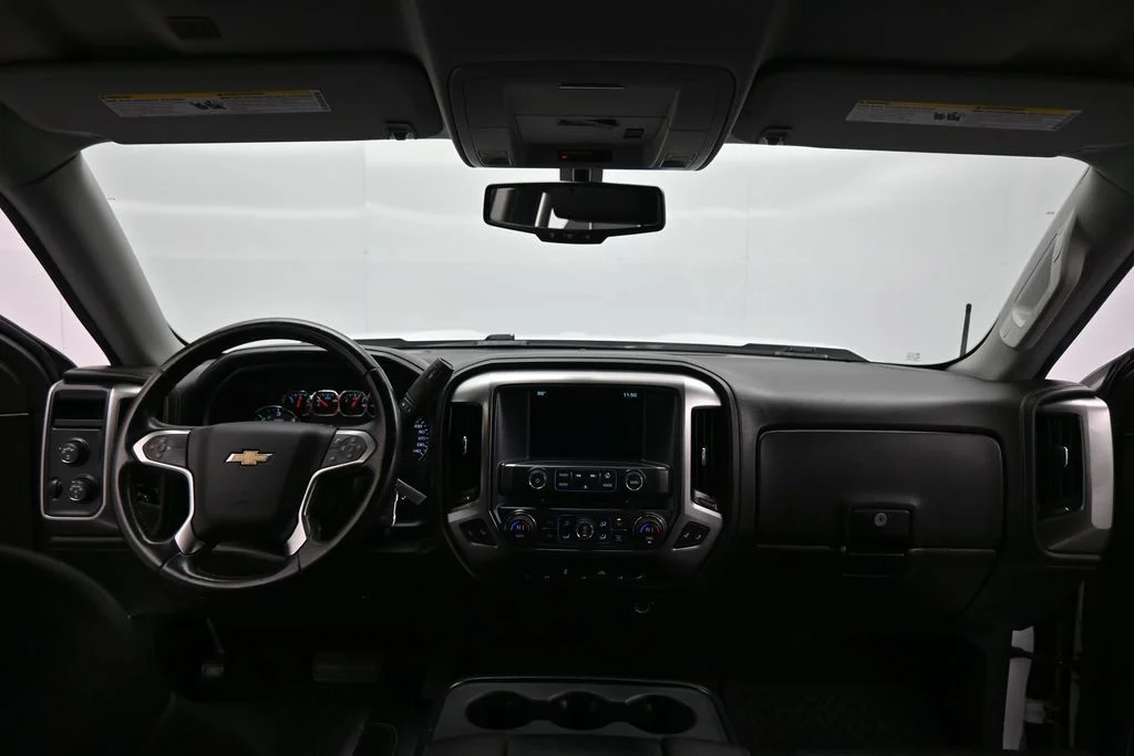 Used 2018 White Chevrolet LTZ image 19