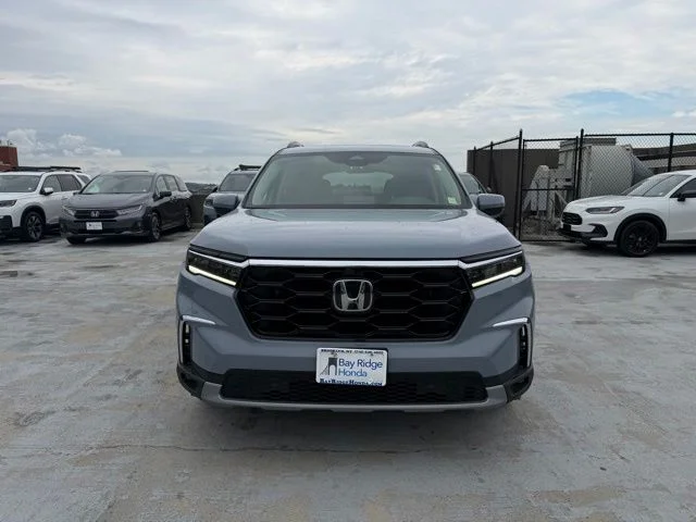 Used 2024 Gray Honda Elite image 2