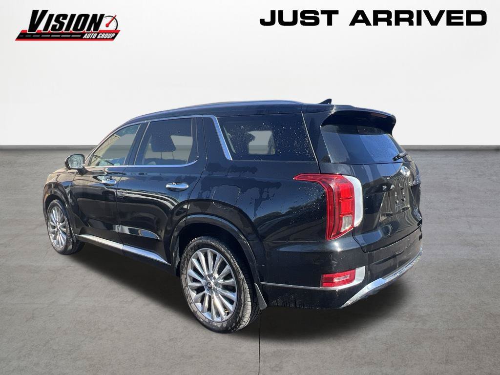 Used 2020 Black Hyundai Limited image 4