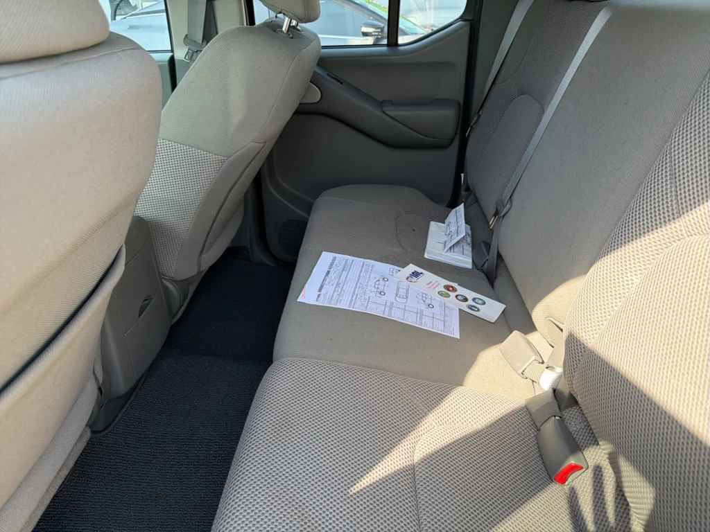 Used 2019 Magnetic Black Pearl Nissan SV image 7