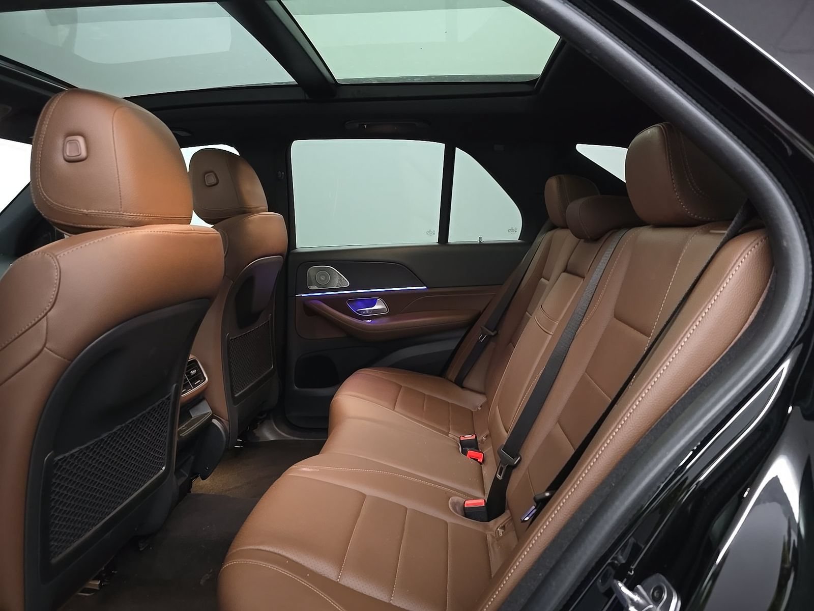 Certified Used 2025 Black Mercedes-Benz GLE 450e image 10