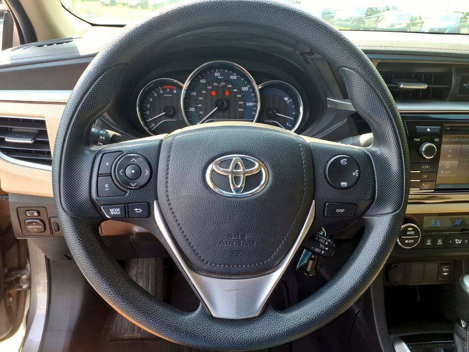 Used 2016 Brown Sugar Metallic Toyota LE image 21