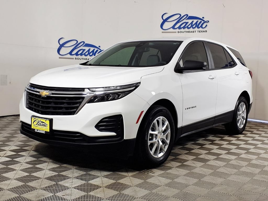 Used 2024 Summit White Chevrolet LS image 5