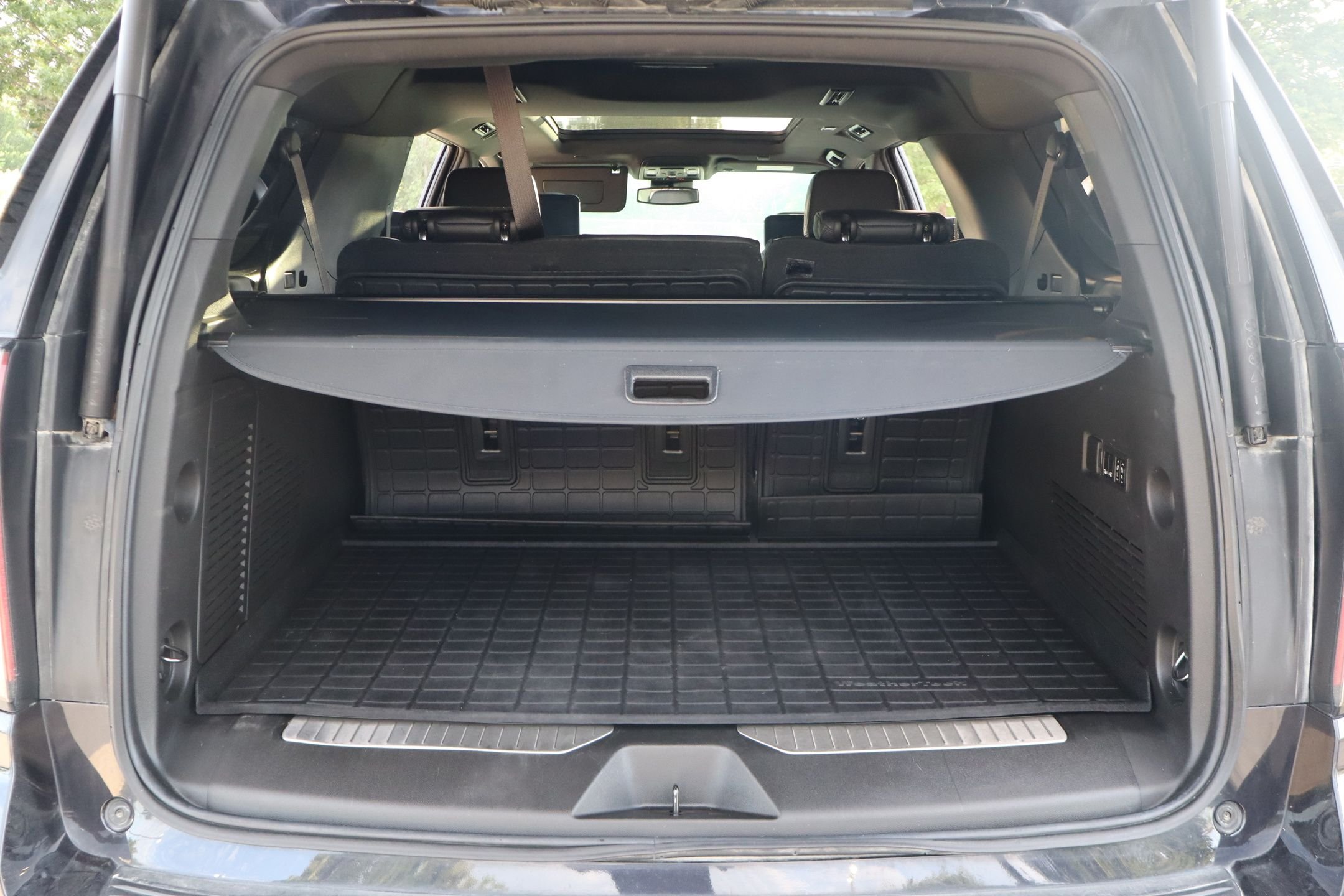 Used 2023 Dark Blue Chevrolet Z71 image 26