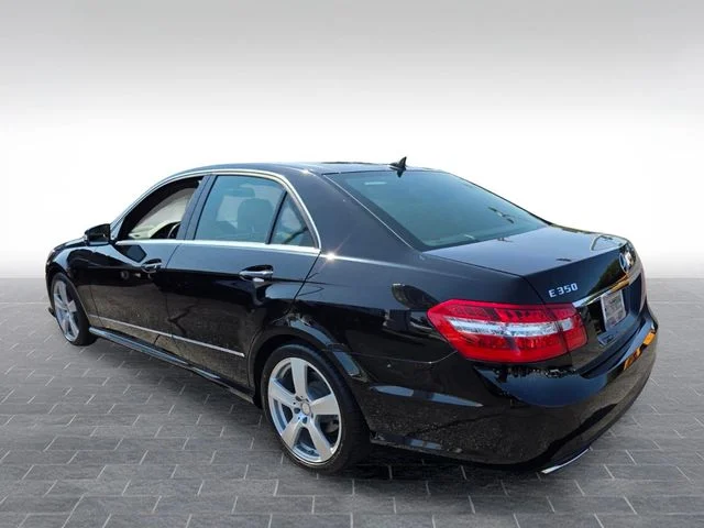 Used 2010 Black Mercedes-Benz E 350 image 5