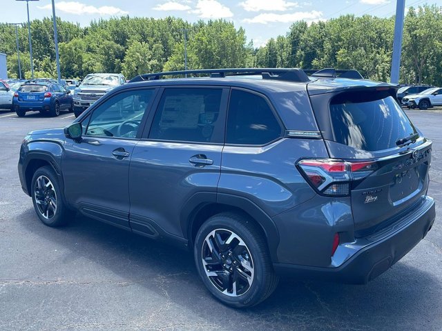 New 2026 MAGNETITE GRAY METALLIC Subaru Limited Hybrid image 3