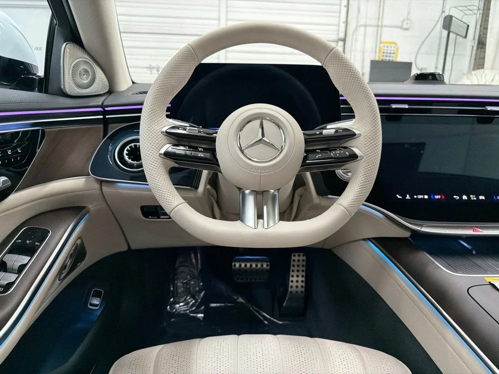 New 2027 White Mercedes-Benz S 500 image 23