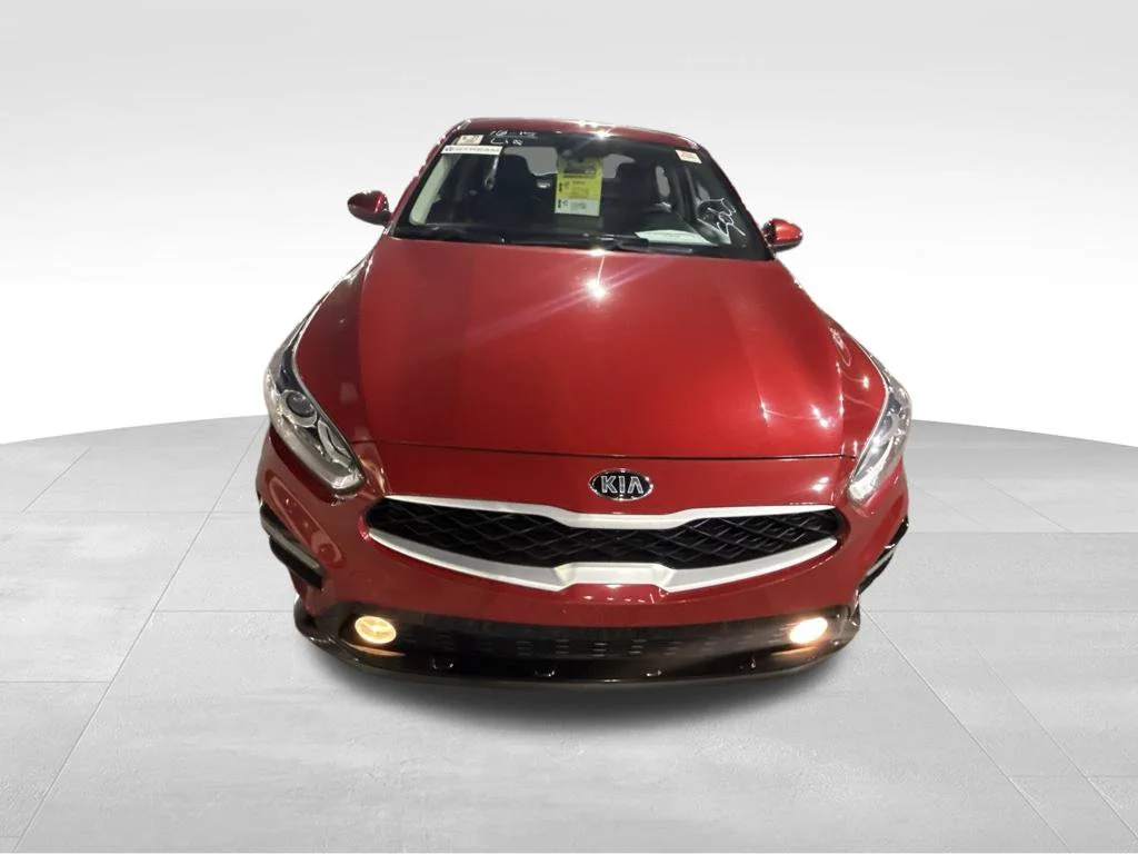 Used 2021 Red Kia LXS image 9