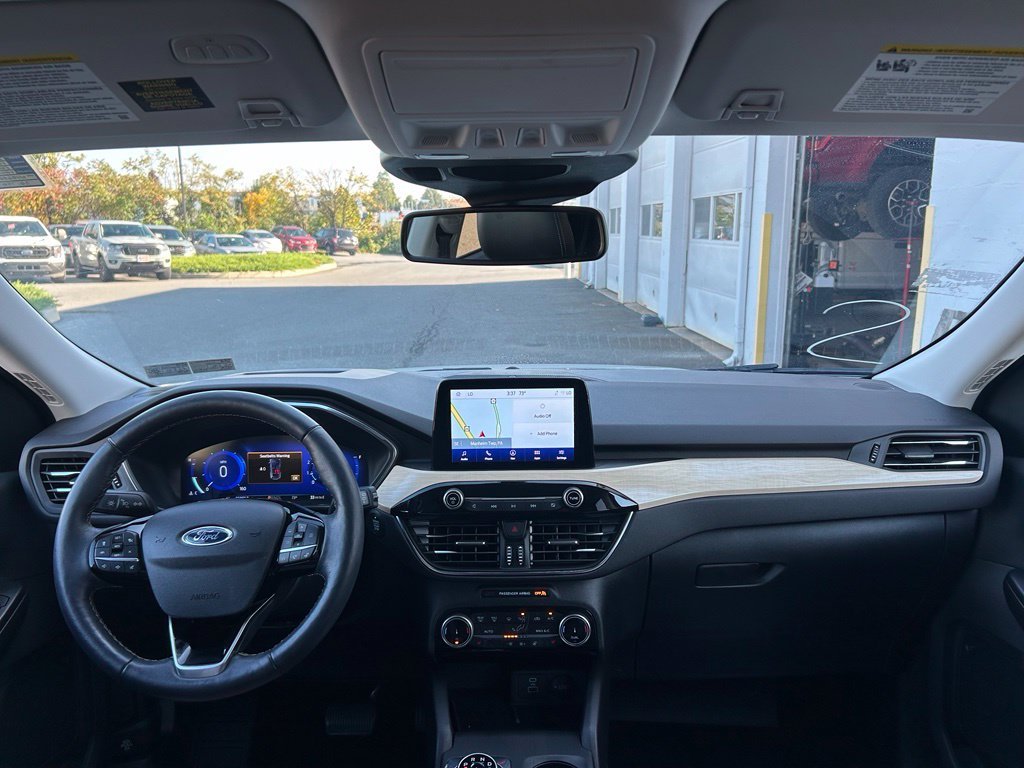 Used 2022 White Metallic Ford Titanium image 11