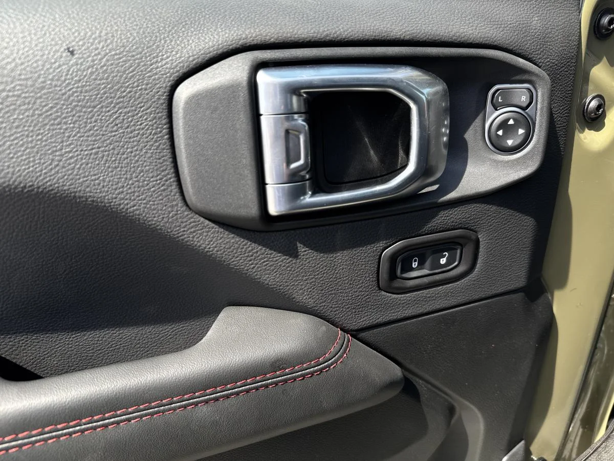 New 2026 41 (pj5) Jeep 4-Door Rubicon X image 10