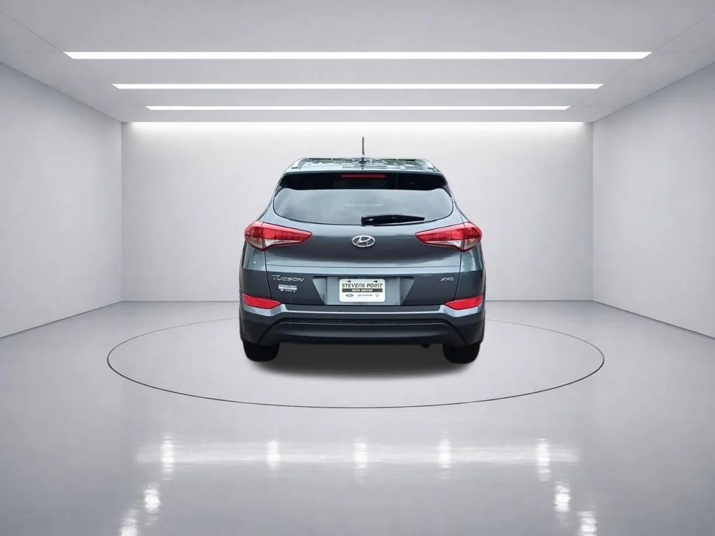 Used 2016 Coliseum Gray Hyundai SE image 5