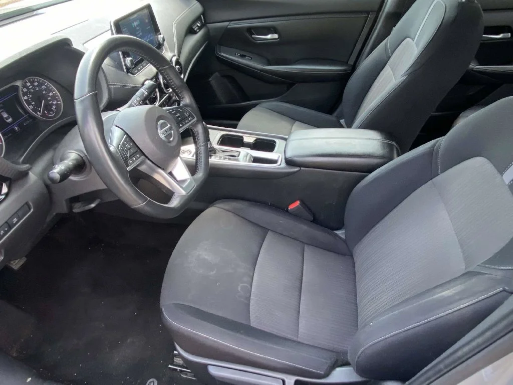 Certified Used 2022 Silver Nissan SV image 17