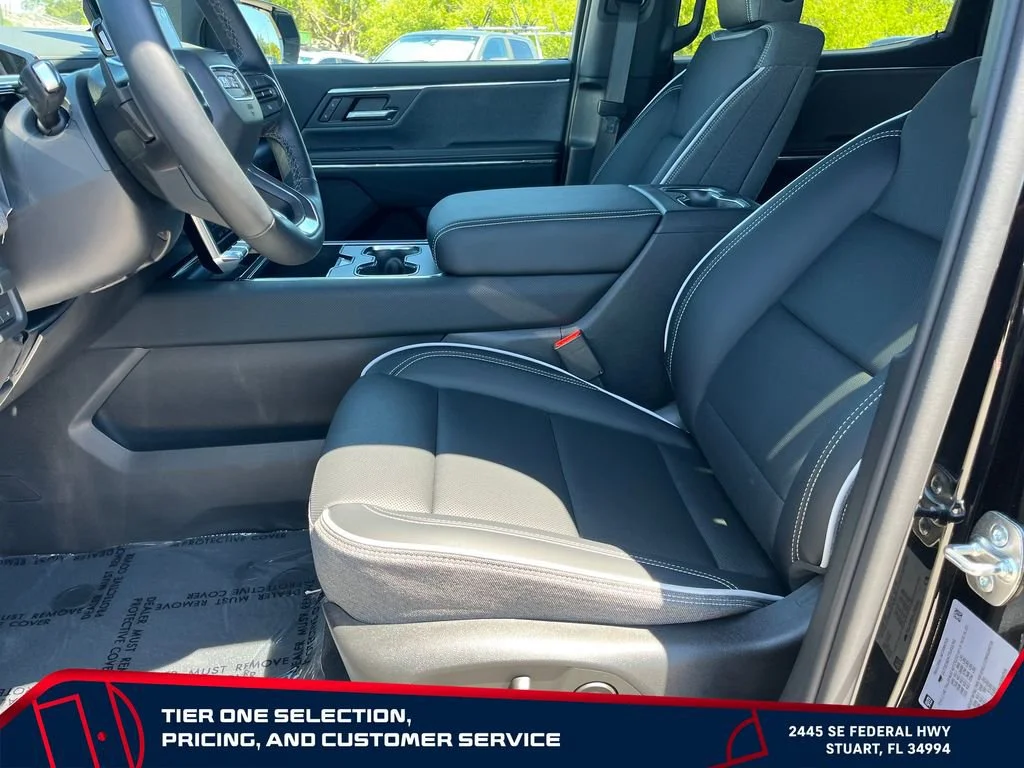 New 2026 Onyx Black GMC Elevation Standard Range image 9