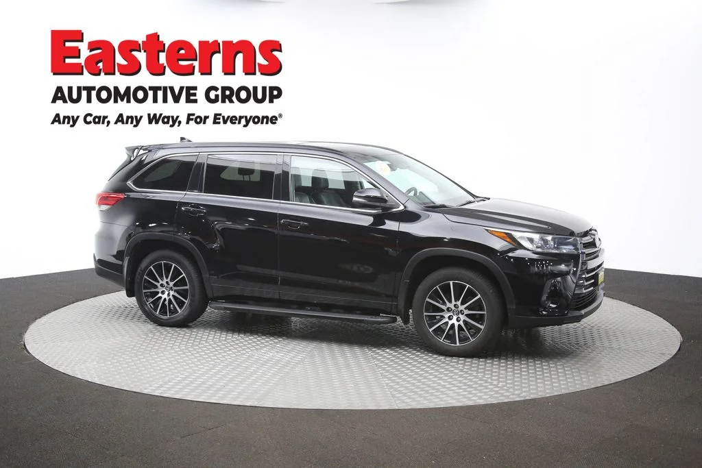 Used 2018 Black Toyota SE image 48