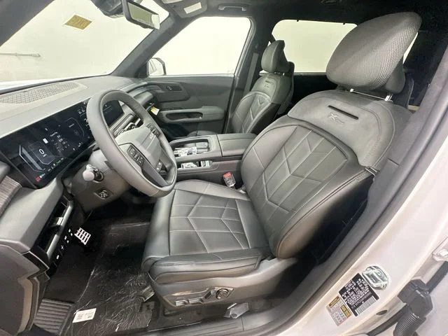 New 2027 Glacial White Pearl Kia X-LINE SX PRESTIGE image 14