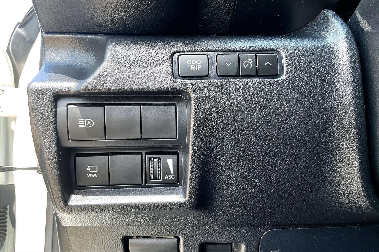 Used 2023 Ultra White Lexus F SPORT image 34