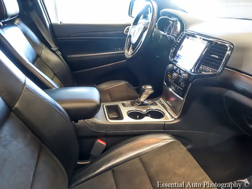 Used 2021 Bright White Clearcoat Jeep Laredo X image 27