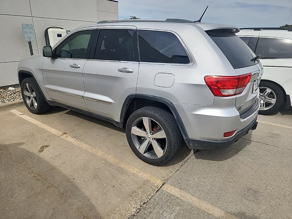 Used 2011 Jeep Grand Cherokee Overland with VIN 1J4RR6GT9BC539308 for sale in Savoy, IL