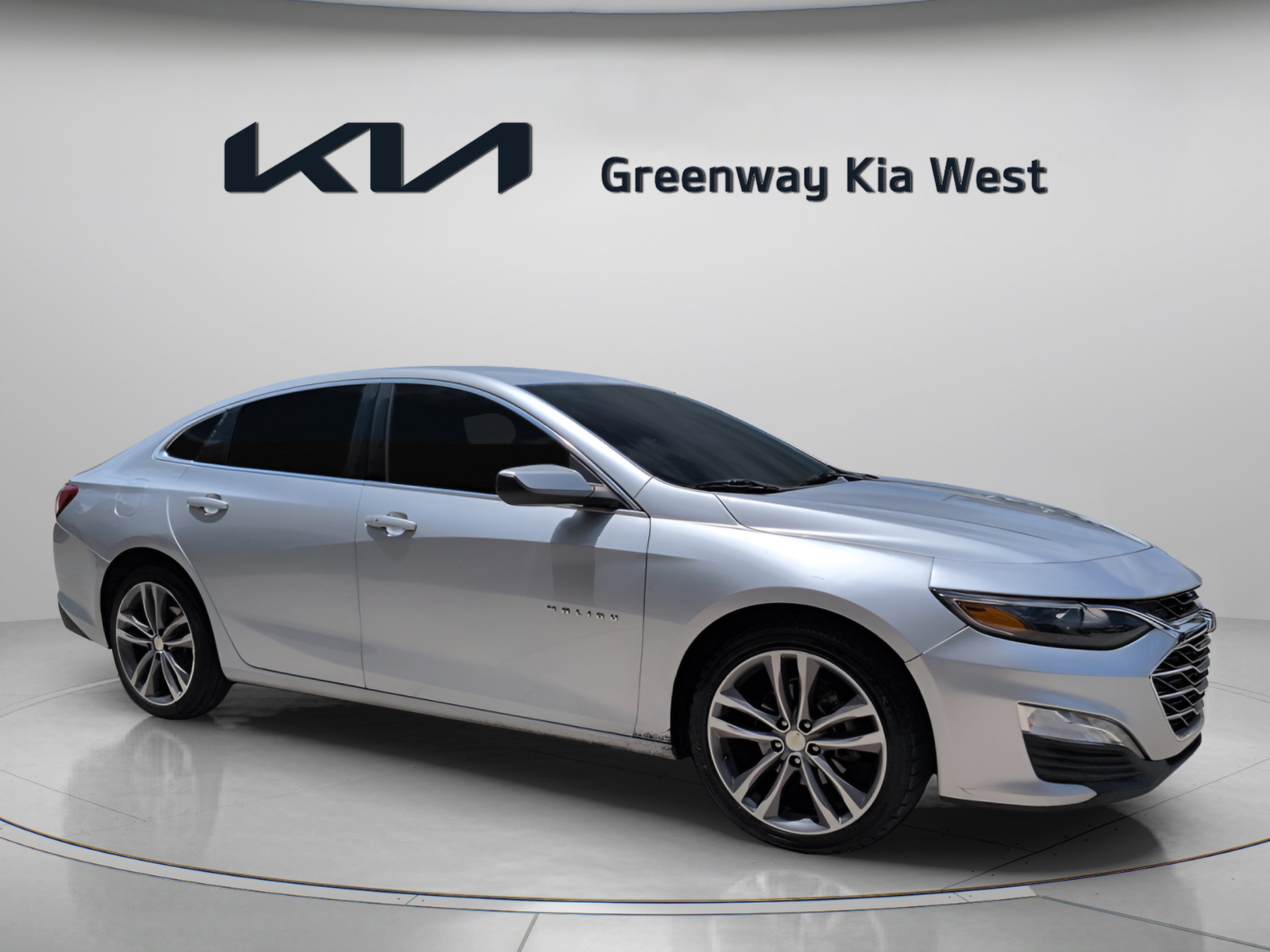 Used 2021 Silver Ice Metallic Chevrolet LT image 1