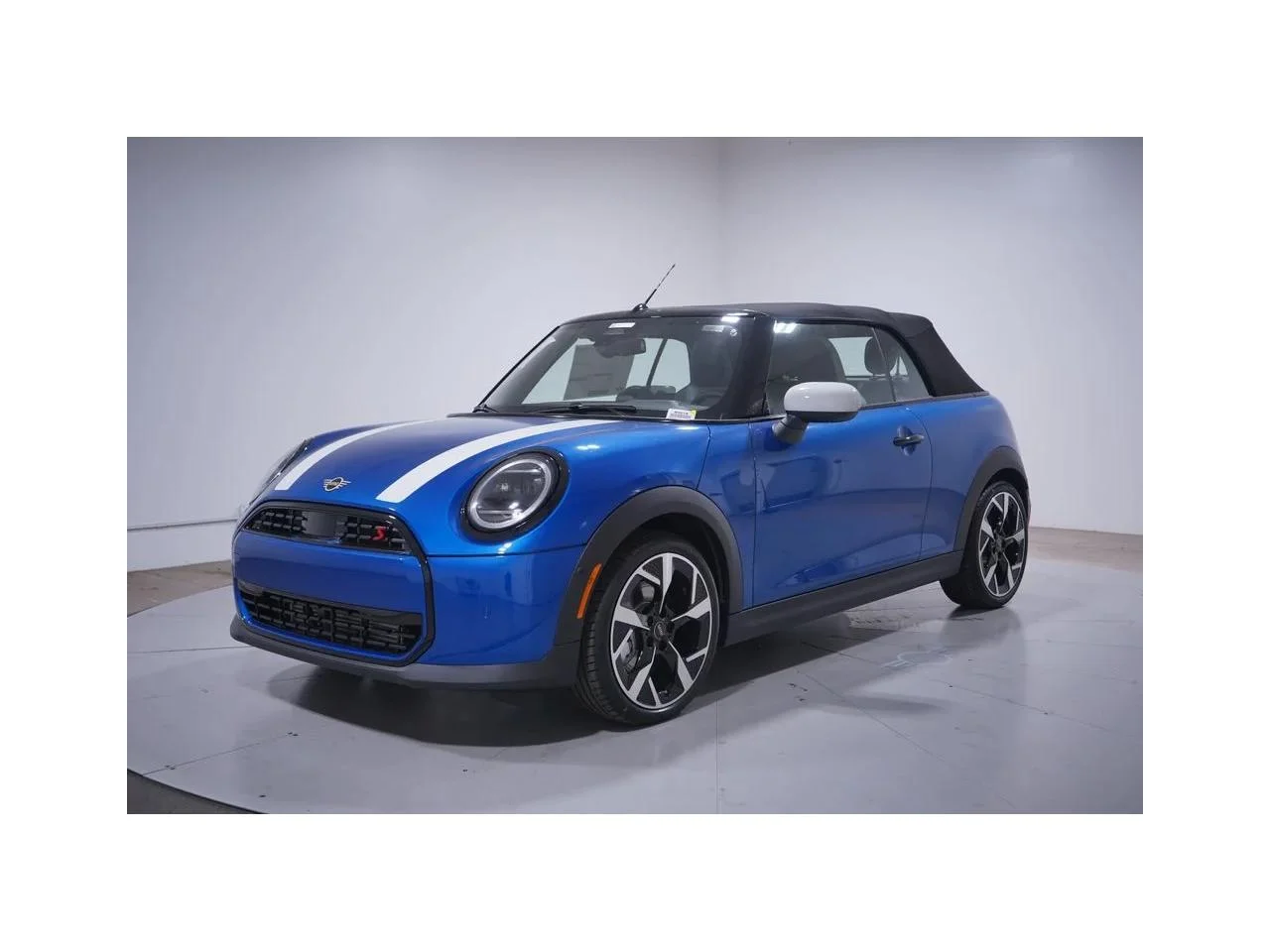 New 2026 Icy Sunshine Blue Metallic MINI SIGNATURE PLUS image 1