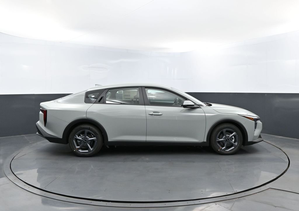 New 2026  Kia LXS image 4