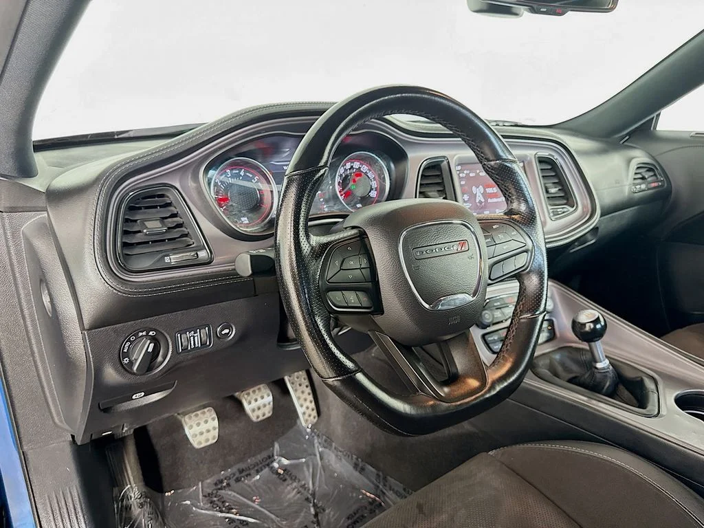 Used 2023 Blue Dodge R/T Scat Pack Widebody image 9