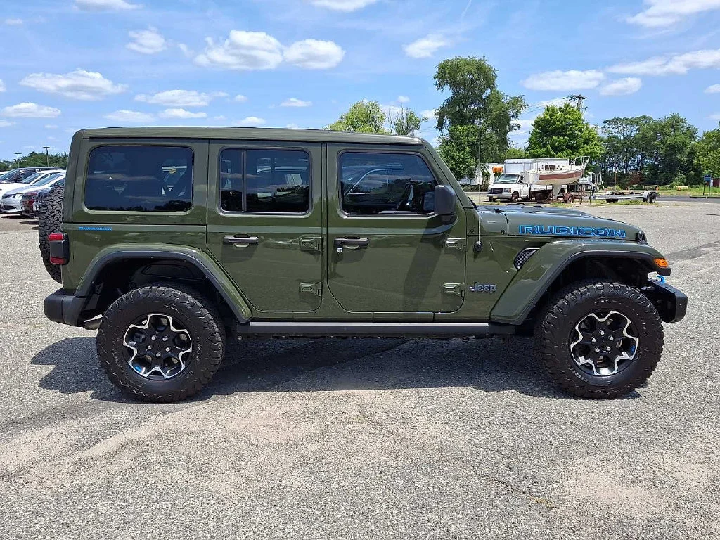 Used 2023 Sarge Green Clearcoat Jeep Rubicon image 13