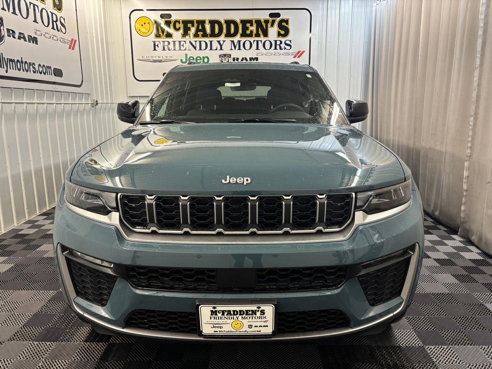 New 2026 Steel Blue Exterior Paint Jeep Limited image 9