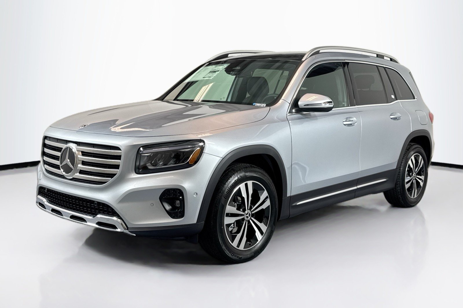 2026 Mercedes-Benz GLB GLB 250's photo