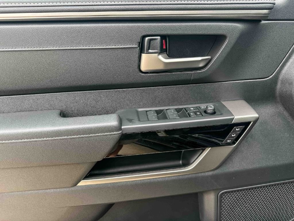 2026 Toyota Tundra Limited - Photo 13