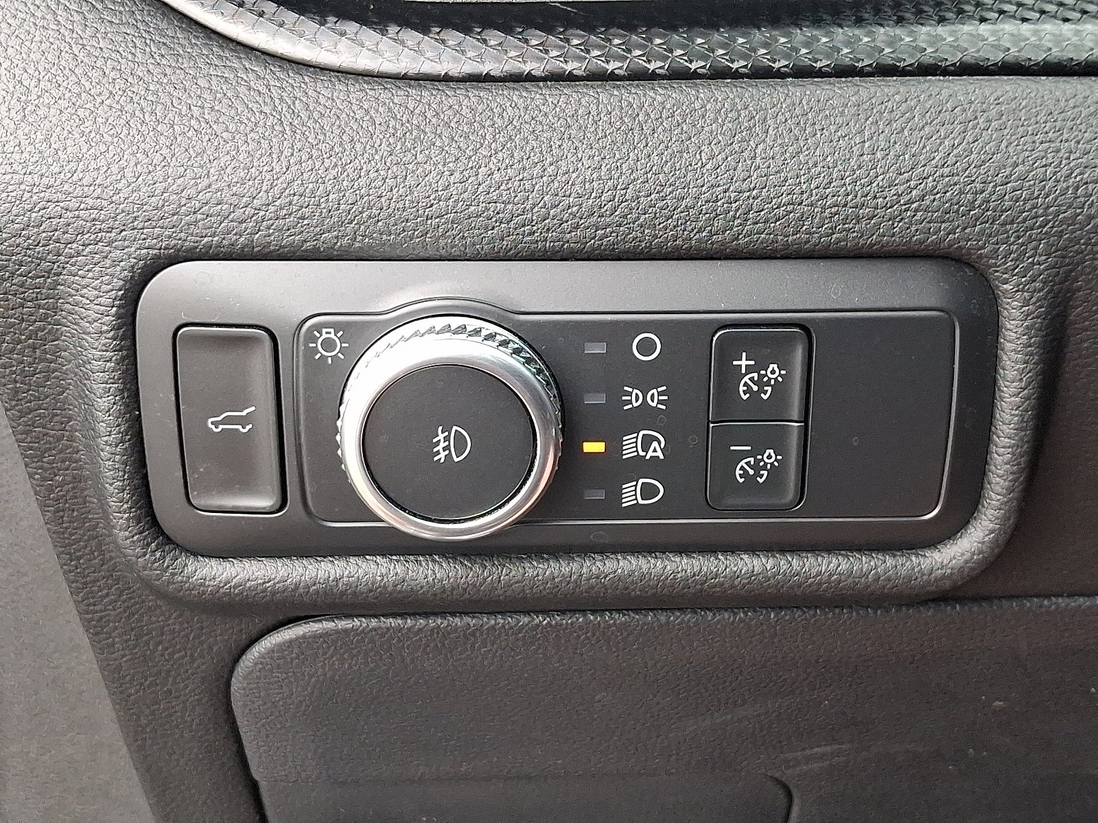 2022 Ford Explorer ST - Photo 25
