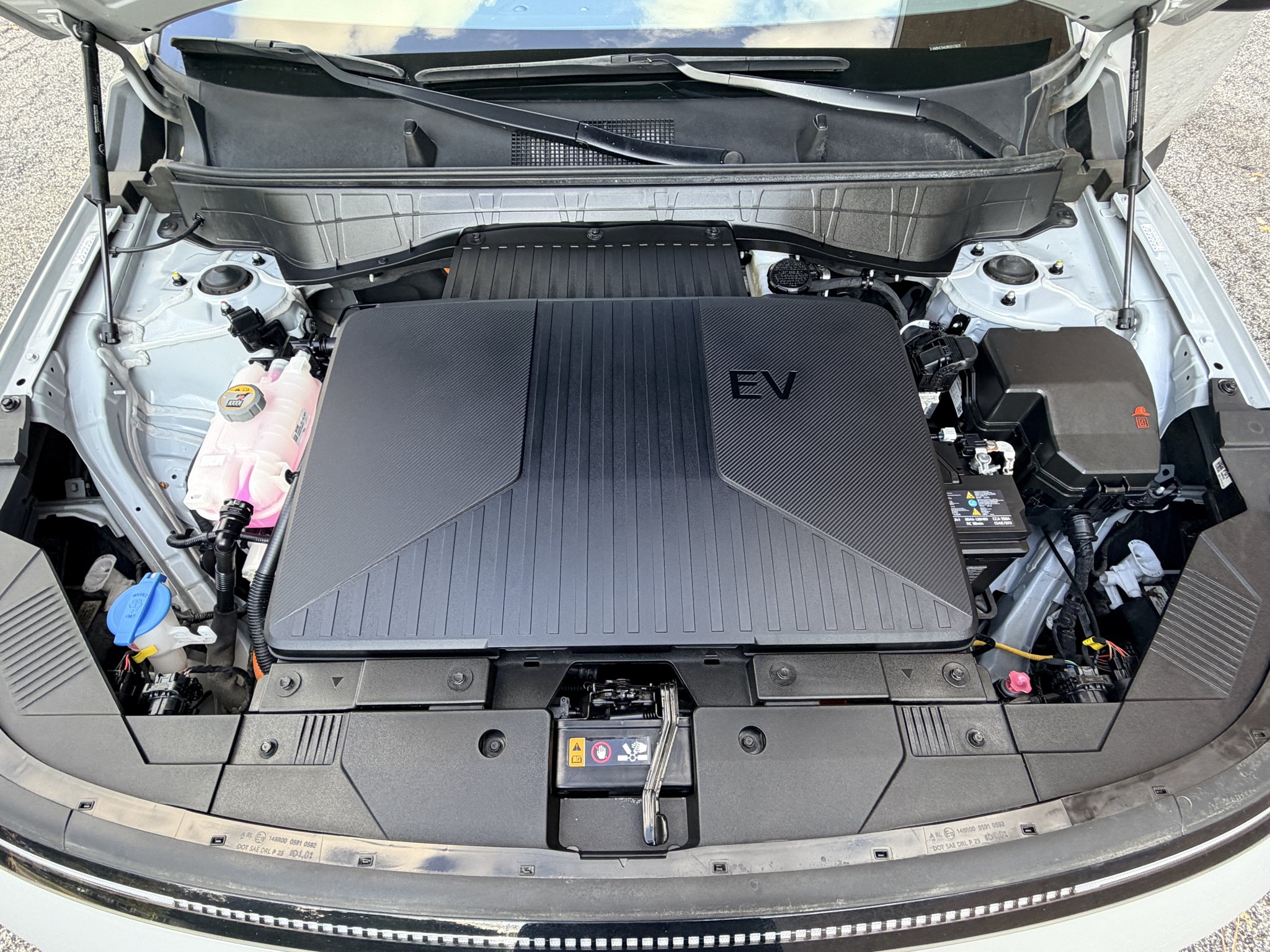 Certified Used 2024 Cyber Gray Metallic Hyundai SEL image 27