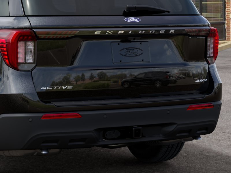 New 2027 Agate Black Metallic Ford Active image 46