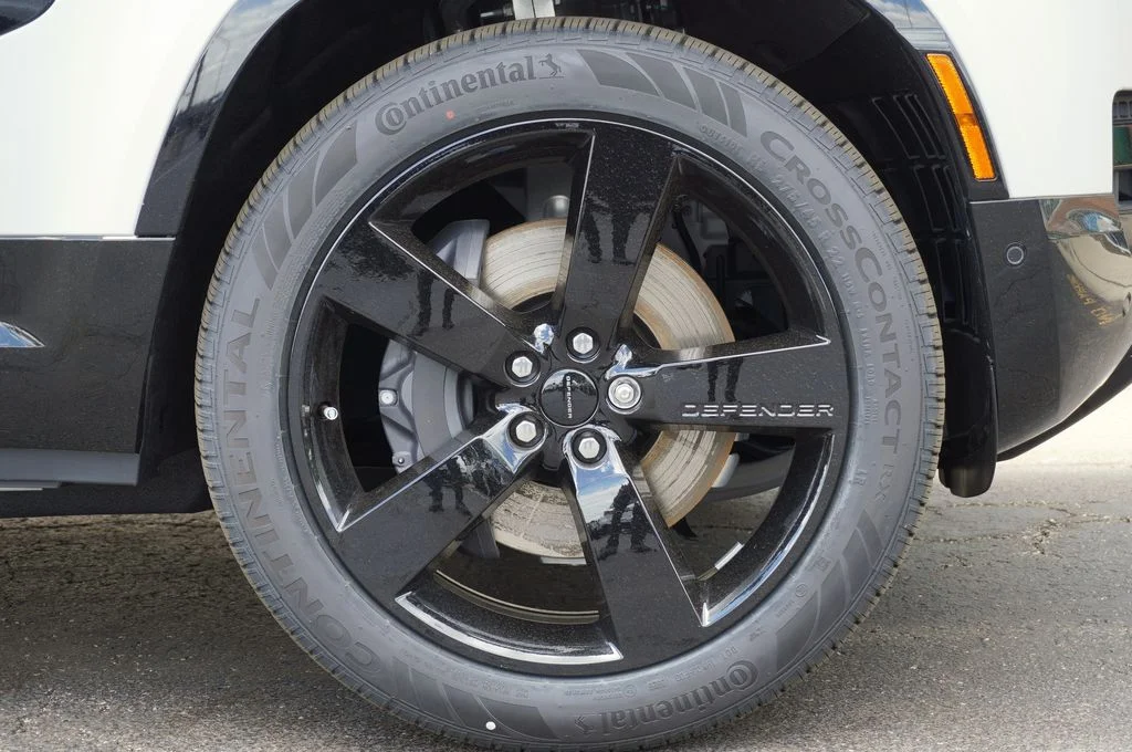 New 2026 Borasco Grey Land Rover X-Dynamic SE image 8