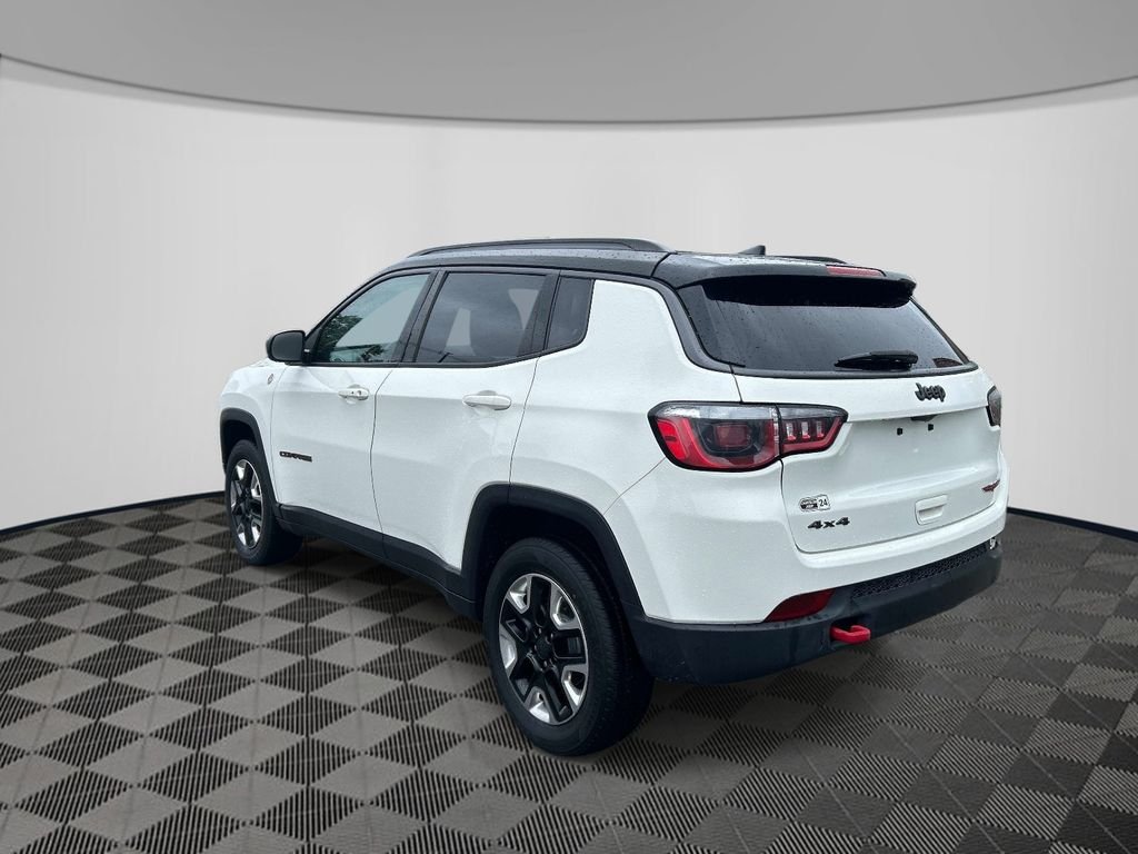 Used 2018 White Jeep Trailhawk image 3