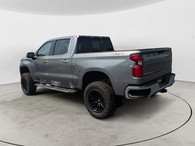 Used 2021 Gray Chevrolet LTZ image 7