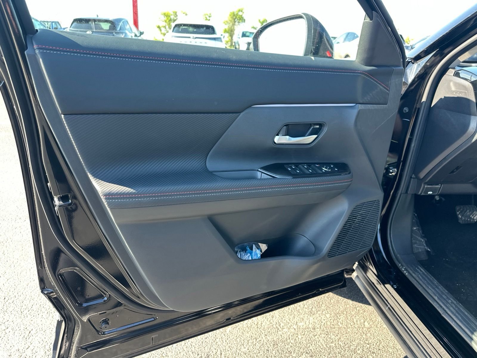 New 2026 Black Nissan SR image 15