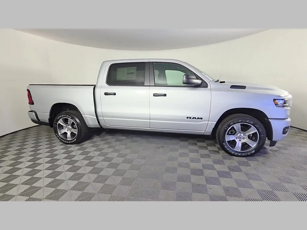 New 2026 Silver Zynith Exterior Paint RAM Express image 22