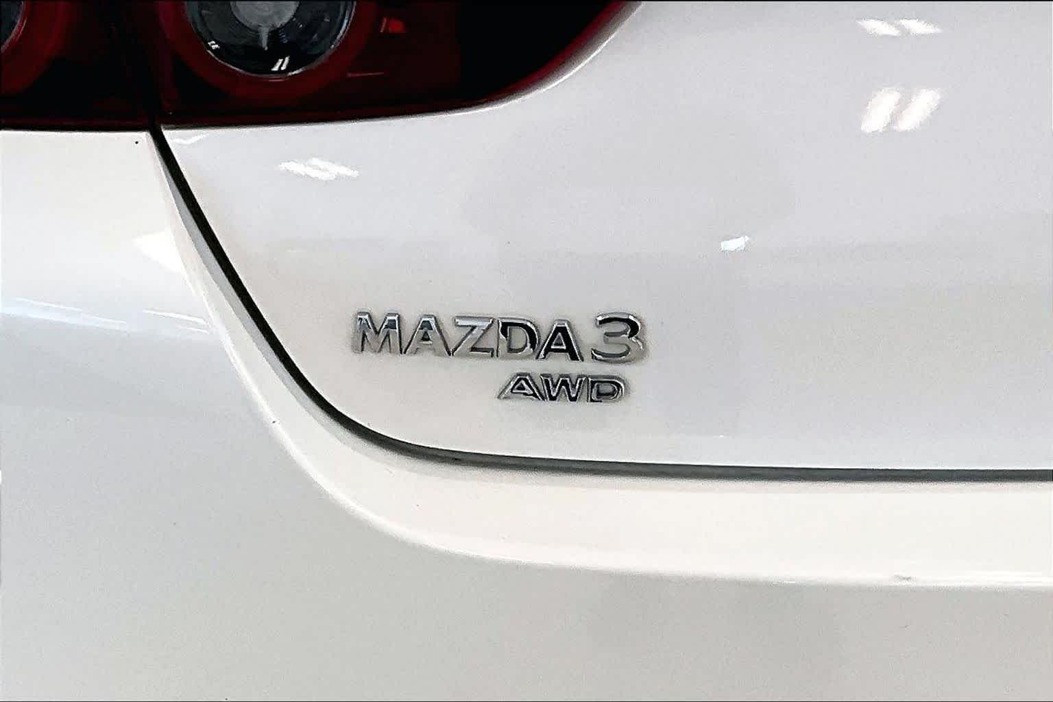 Used 2022 Snowflake White Pearl Mica Mazda 2.5 Turbo image 29