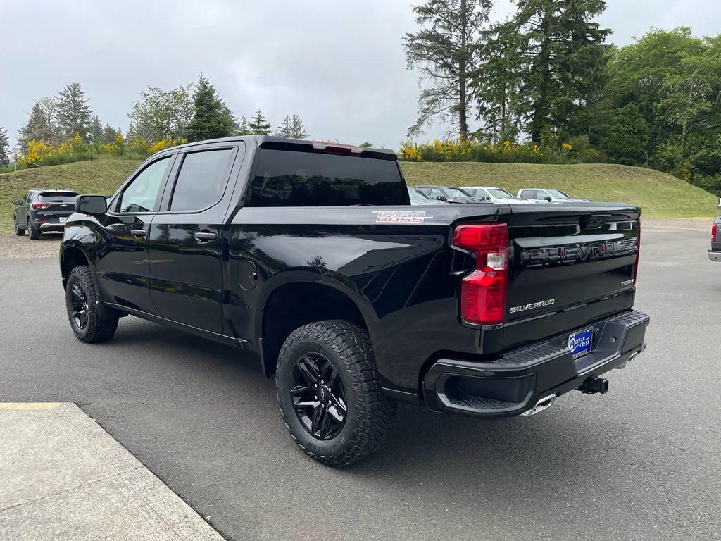 2026 Chevrolet Silverado 1500 Custom Trail Boss - Photo 6